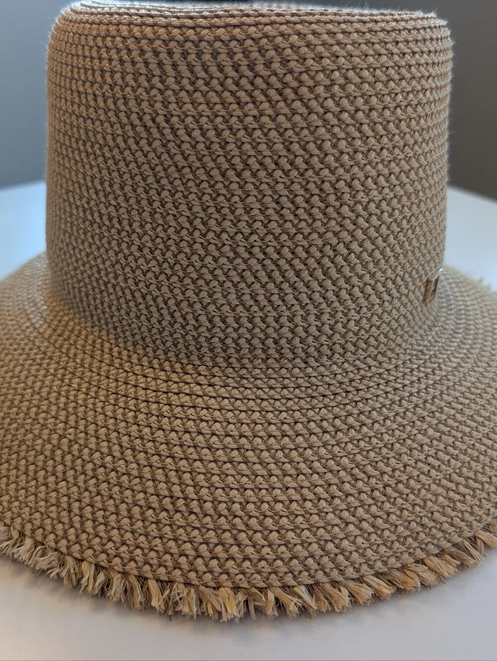 Eric Javits - Foldable Squishee - Straw Bucket Hat in Natural Beige - Size M/L - Picture 8 of 16